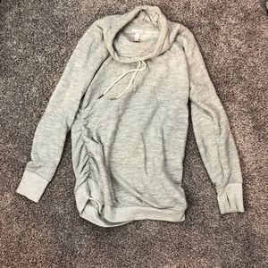 Maternity sweatshirt